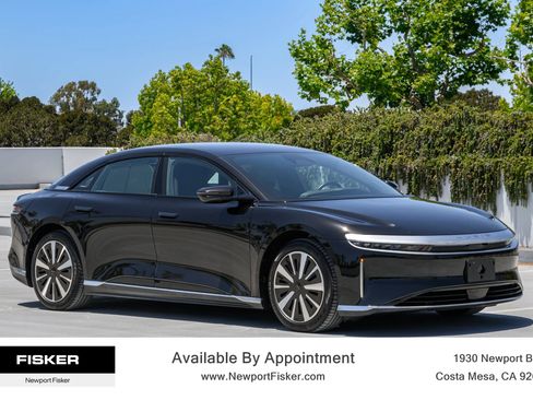 Used 2024 Lucid Air Touring AWD/4WD image 9