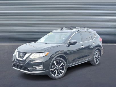Used 2018 Nissan Rogue SL w/ Premium Package