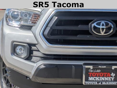 Used 2020 Toyota Tacoma SR5 image 3