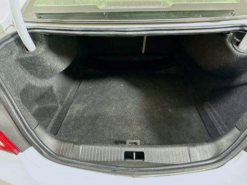 Used 2016 Buick LaCrosse Leather FWD image 28