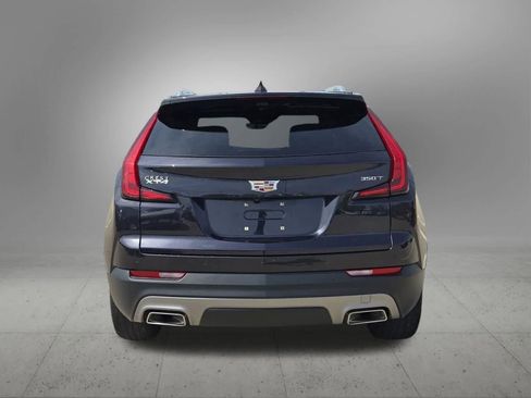 Used 2022 Cadillac XT4 Premium Luxury w/ Enhanced Visibility Package image 5