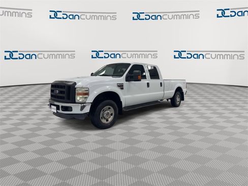 Used 2010 Ford F250 XL image 4