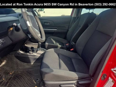 Used 2016 Toyota Prius C Three FWD image 9