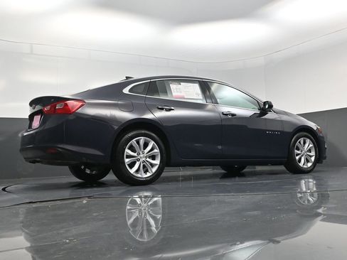 Used 2025 Chevrolet Malibu LT FWD image 19