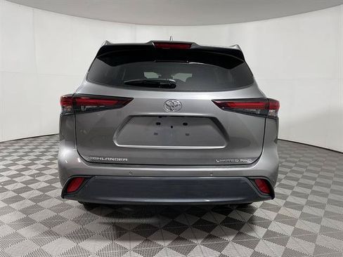 New 2026 Toyota Highlander Limited AWD/4WD image 6
