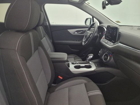 Used 2024 Chevrolet Blazer LT w/ Convenience Package FWD image 21