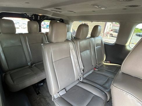 Used 2014 Nissan NV 3500 SL w/ Technology Package RWD image 19
