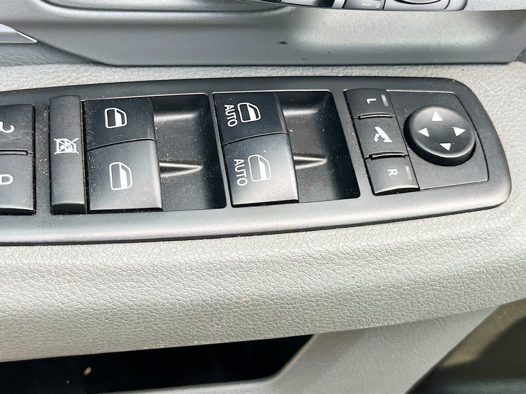 Used 2018 RAM 1500 Big Horn AWD/4WD image 18