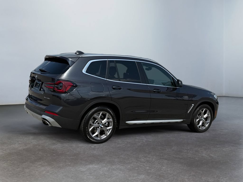 Used 2022 BMW X3 sDrive30i w/ Convenience Package RWD image 3