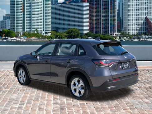 Used 2023 Honda HR-V LX image 8