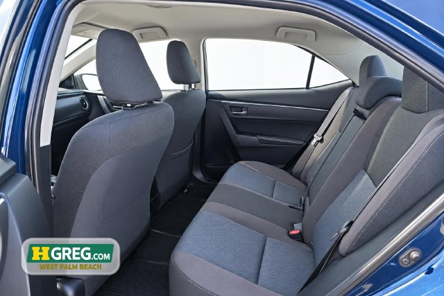 Used 2018 Toyota Corolla LE FWD image 12