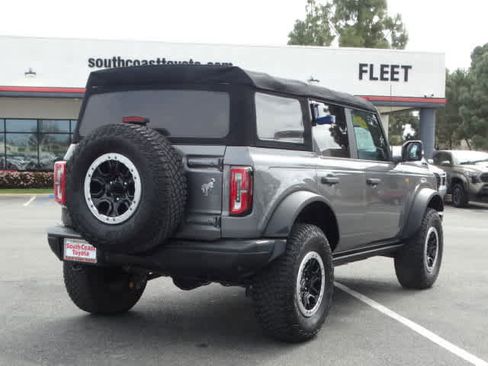 Used 2022 Ford Bronco Badlands image 13