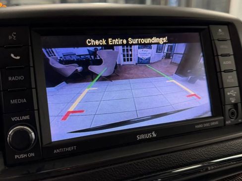 Used 2019 Dodge Grand Caravan SXT w/ Blacktop Package image 28