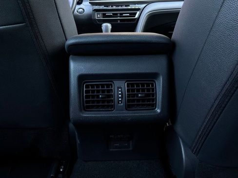 Used 2026 Toyota Camry SE FWD image 13