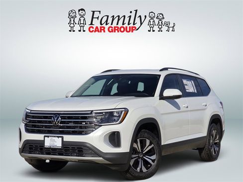 New 2026 Volkswagen Atlas SE image 1