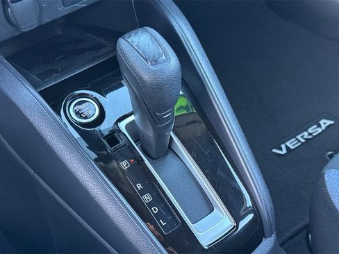 Used 2023 Nissan Versa SV image 30