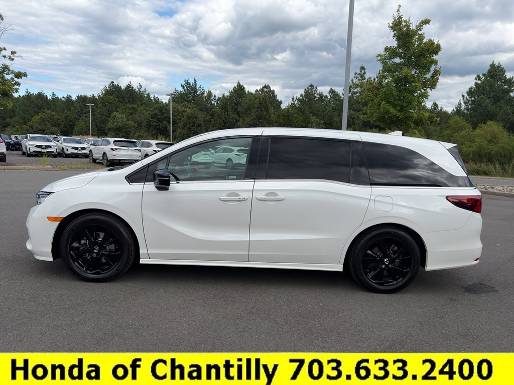 Certified 2023 Honda Odyssey Sport image 4