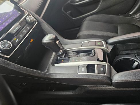 Used 2021 Honda Civic Sport image 22