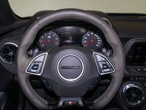 Used 2019 Chevrolet Camaro SS RWD image 27