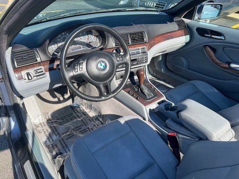 Used 2004 BMW 325Ci Convertible RWD image 18
