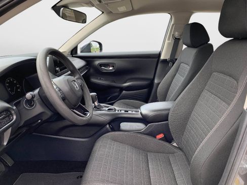 Certified 2025 Honda HR-V LX image 12