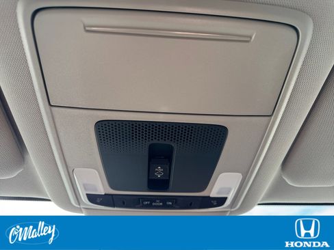 Certified 2025 Honda CR-V EX image 24