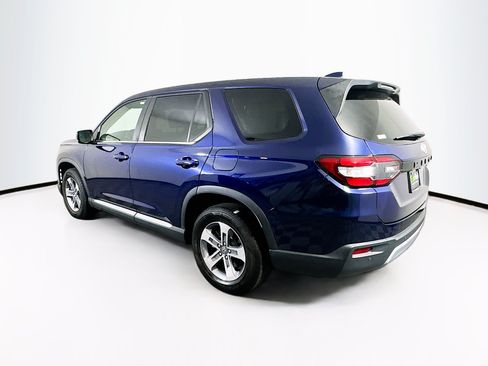 Used 2025 Honda Pilot EX-L image 5