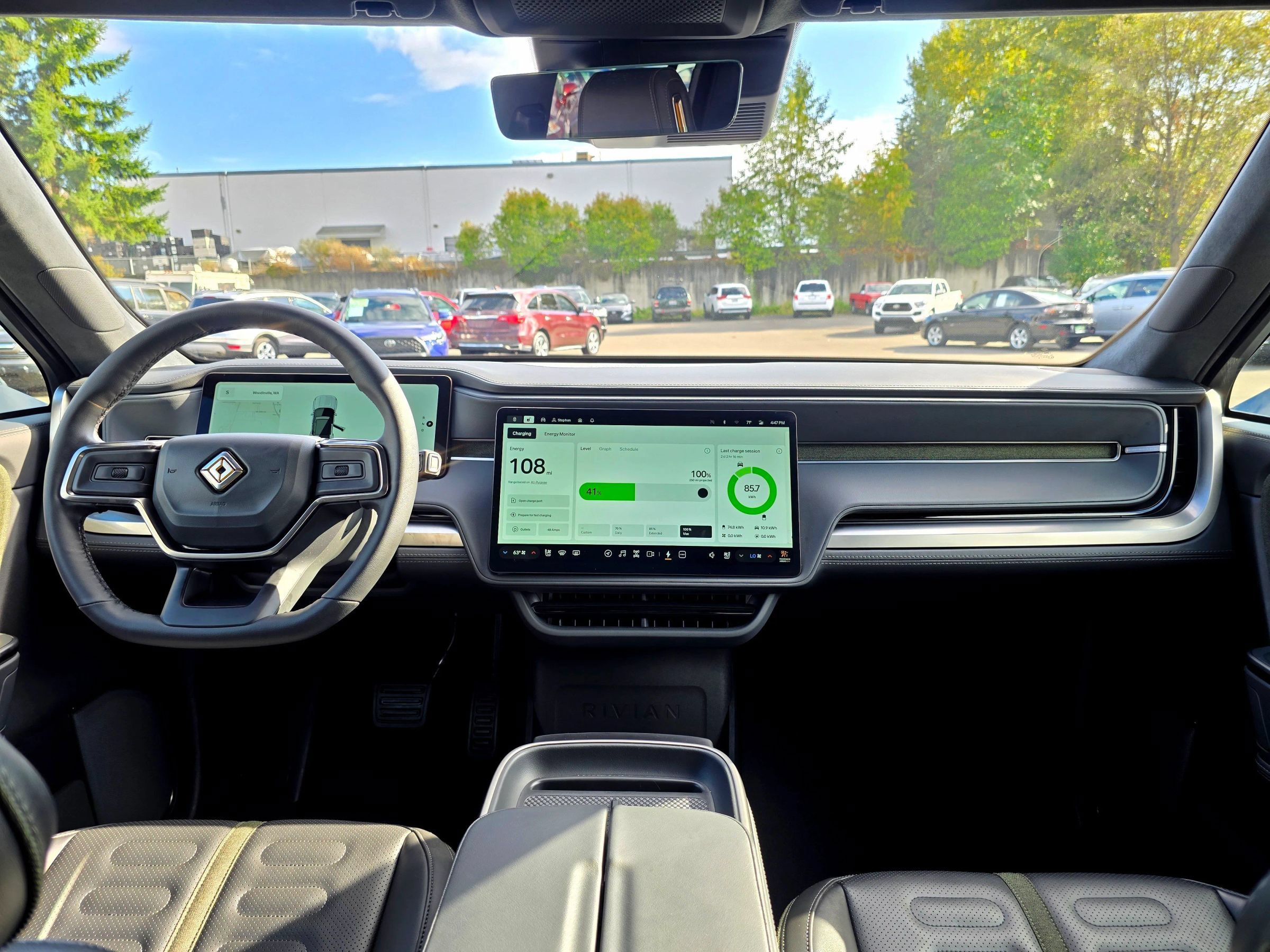 Used 2025 Rivian R1S Adventure Dual AWD/4WD image 18