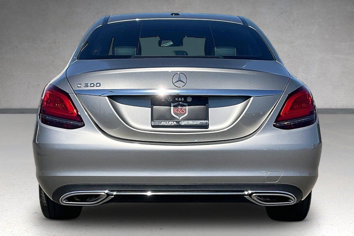 Used 2020 Mercedes-Benz C 300 Sedan w/ Premium Package image 4