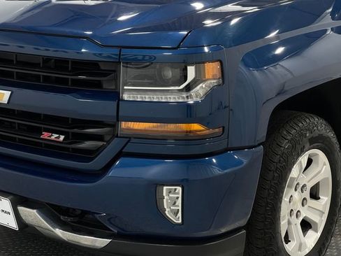Used 2017 Chevrolet Silverado 1500 LT w/ All Star Edition image 31