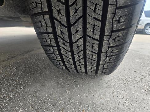 Used 2019 Nissan Murano S FWD image 24