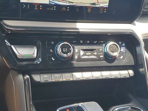 Used 2025 GMC Sierra 1500 AT4X AWD/4WD image 19