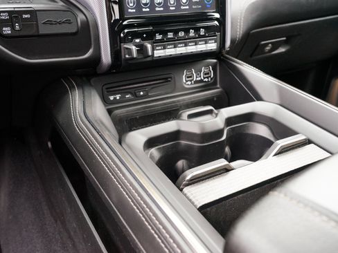 Used 2019 RAM 3500 Limited image 27