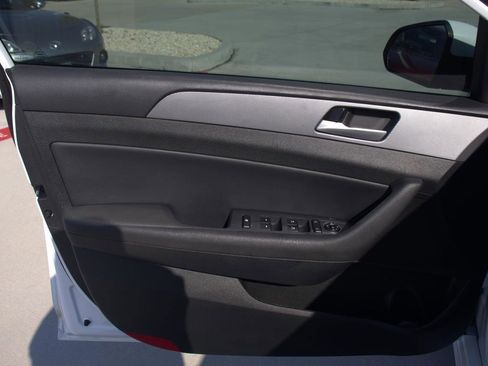 Used 2018 Hyundai Sonata SEL image 13