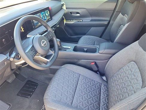 New 2026 Nissan Kicks SV w/ SV Premium Package image 8