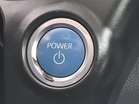 Certified 2024 Toyota Sienna XSE image 25