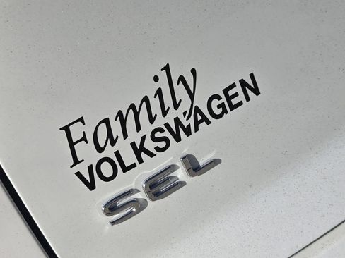 New 2026 Volkswagen Atlas Cross Sport SEL Premium R-Line AWD/4WD image 8