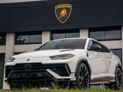 Used 2024 Lamborghini Urus S