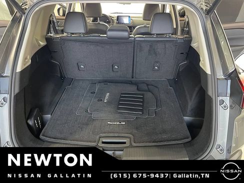 Used 2023 Nissan Rogue SV w/ SV Premium Package AWD/4WD image 24