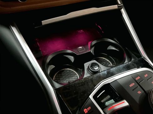 Used 2024 BMW 330i Sedan w/ Convenience Package RWD image 34