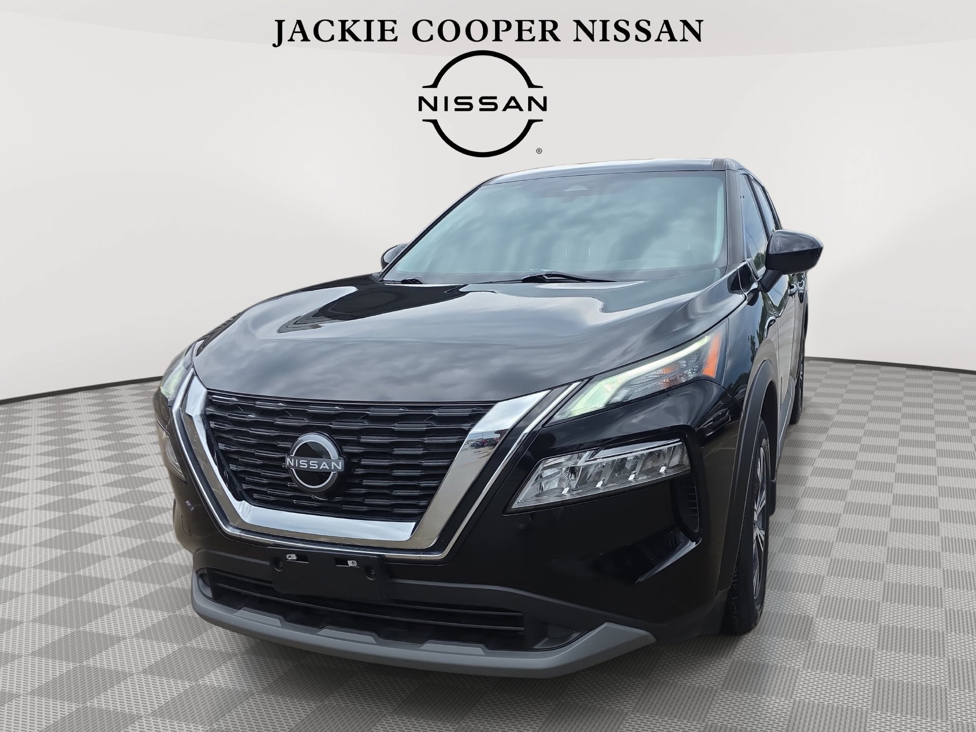 Used 2023 Nissan Rogue SV FWD image 1