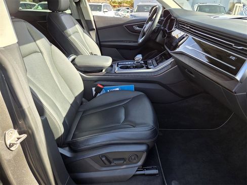 Used 2022 Audi Q8 Premium Plus w/ Premium Plus Package image 20