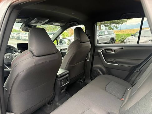 Used 2025 Toyota RAV4 SE AWD/4WD image 21