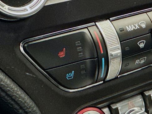 Used 2019 Ford Mustang Premium w/ Black Accent Package image 21