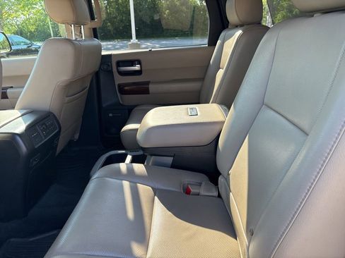 Used 2012 Toyota Sequoia Platinum AWD/4WD image 21