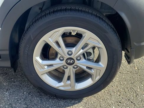 Used 2023 Hyundai Kona SEL w/ Convenience Package AWD/4WD image 5