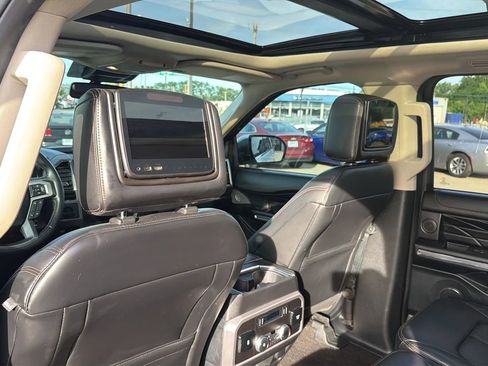 Used 2020 Ford Expedition Max Platinum AWD/4WD image 38