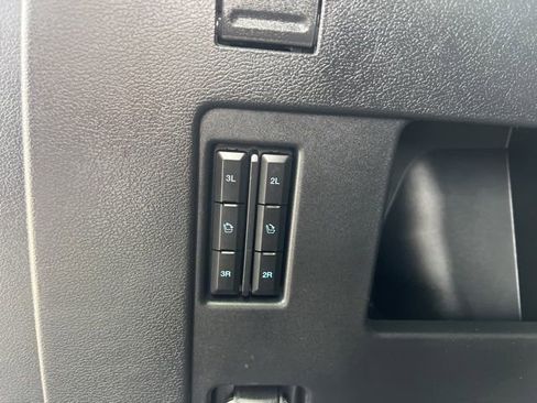 Used 2024 Ford Expedition Platinum AWD/4WD image 17