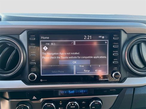 Used 2022 Toyota Tacoma SR5 w/ Technology Package image 13