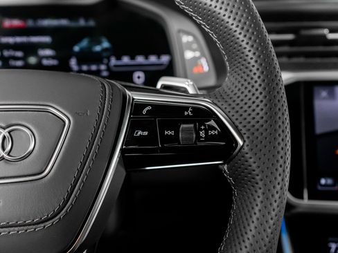 Used 2025 Audi RS 6 performance image 36